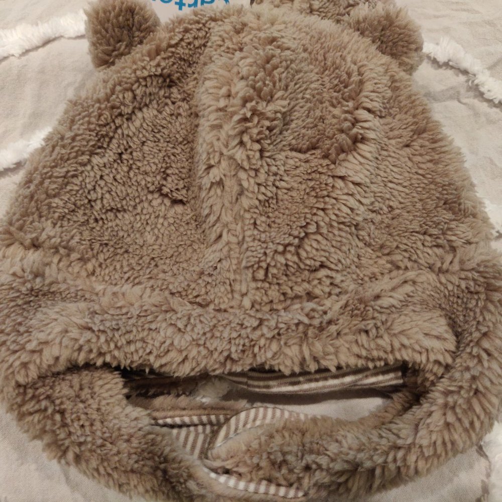 Carter's NWT brown sherpa hat with bear ears and mitten set  size 12 - 24 month